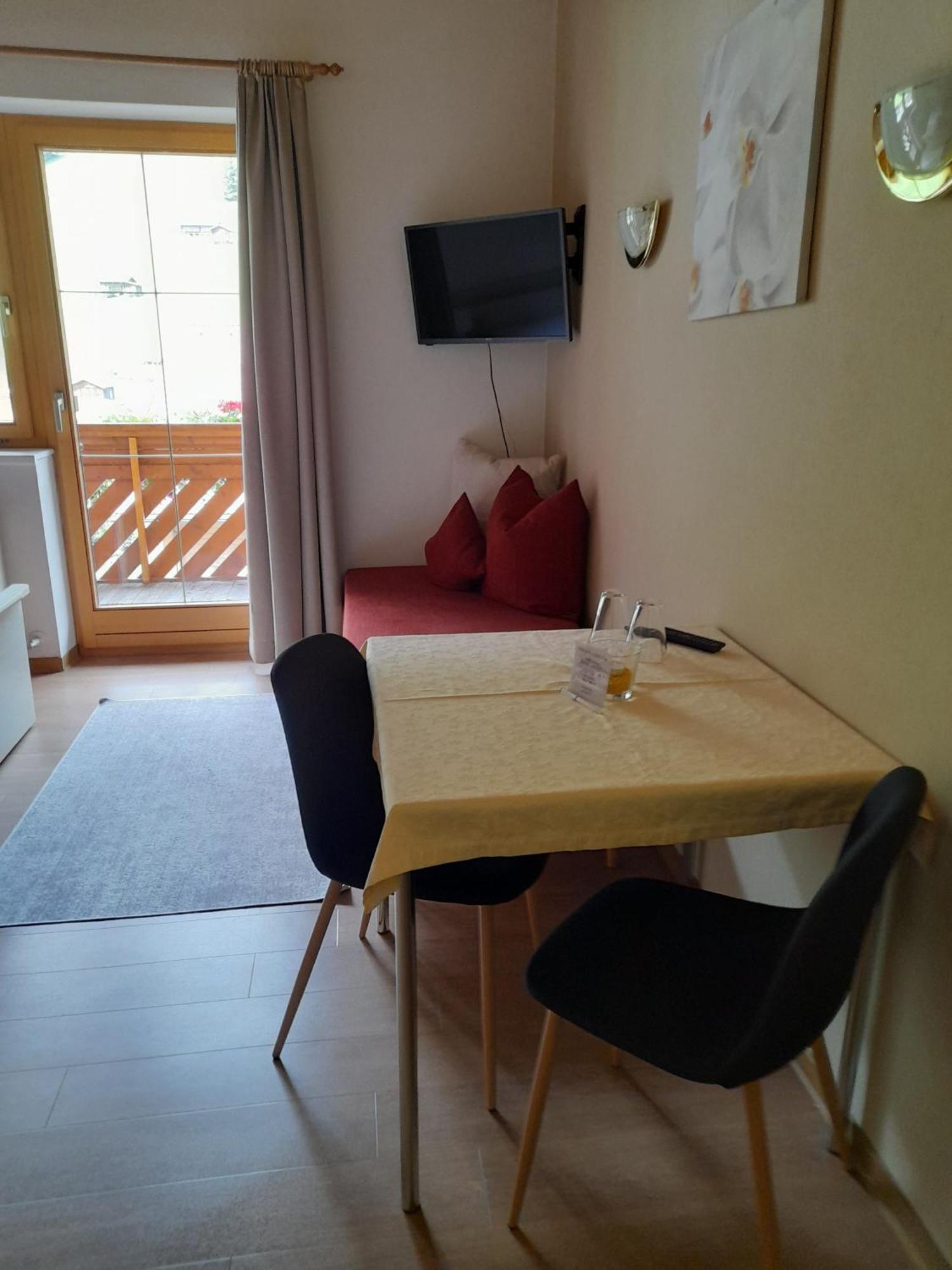 Apart Studio Bergdiamant Piosmes Luaran gambar